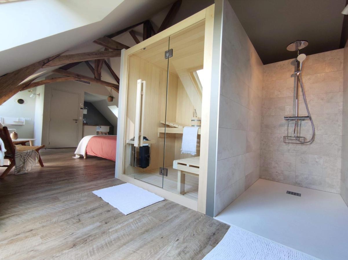La Douce Halte - Gites Avec Spa Ou Sauna Saint-Ouen-Des-Toits Exterior photo